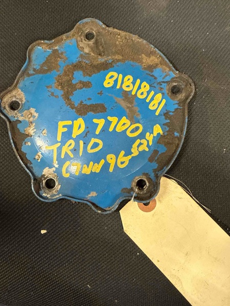 Ford 7700, 2000, 2600, 3000, 3600, 4000, 4600, 5000, 5600, 5610, 6600, 6610, 7610, 230A, 250C, 260C, 335, 340, 340A, 340B, 345C, 345D, 420, 445D, 445, 445C, 455, 455C, 455D, 515, 530A, 531, 535, 540, 540A, Injection Pump Timing Cover