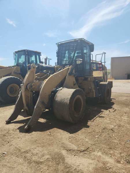 Caterpillar 966M Wheel Loader