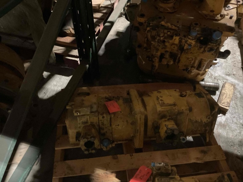 Caterpillar 990H Implement Pump LH