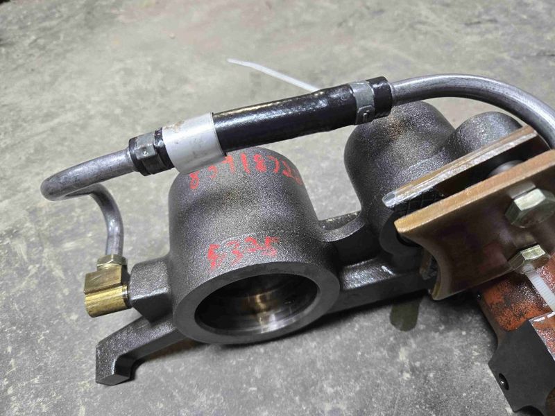 Ford/Nholland 8730 Ford 8730 Pto Support