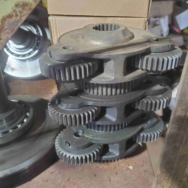 Ford/Nholland 8600, 8700, 9000, 9600, 9700 81824533 Gear, Planetary