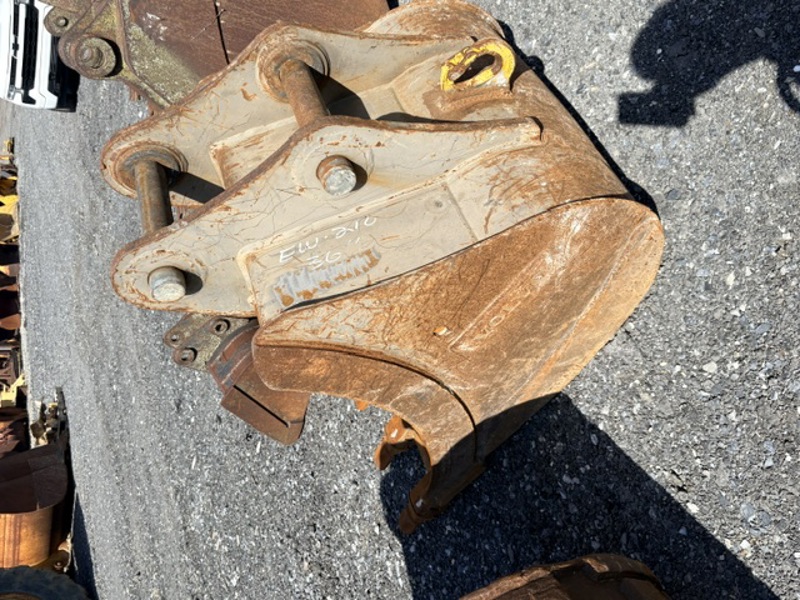 VOLVO BKTEW21036 part 1