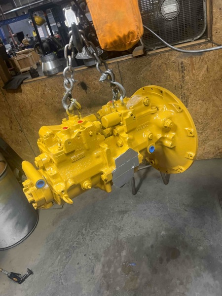 Komatsu PC200LC-6 Hyd Pump