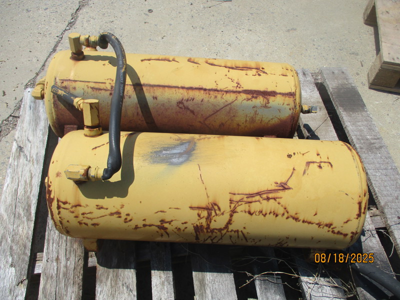 Caterpillar 775E Tank Air
