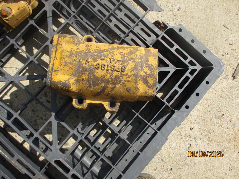 Caterpillar 988B, 980C, 992C, 772B, 769C Housing Screen