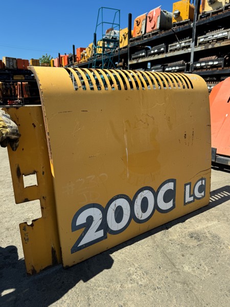 Deere 200C Door, Radiator
