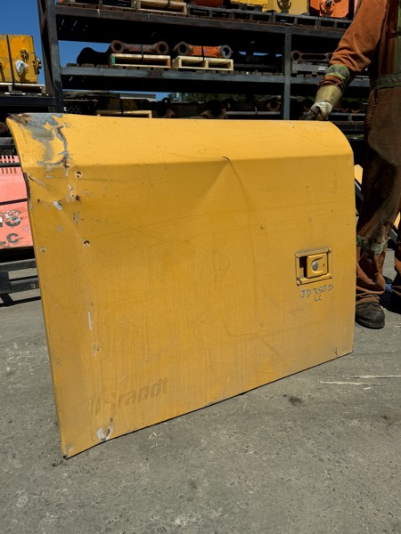 Deere 350D Door, Pump