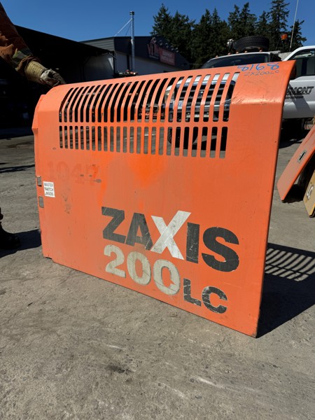Hitachi ZX200LC-3 Door, Radiator