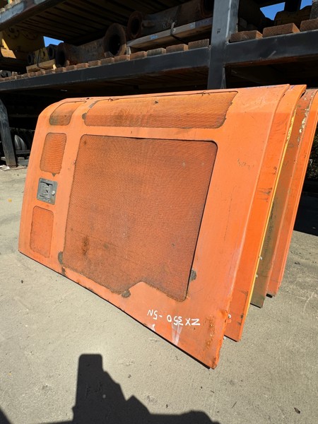 Hitachi ZX350LC-5N Door, Radiator