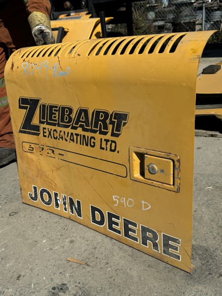Deere 590D Door
