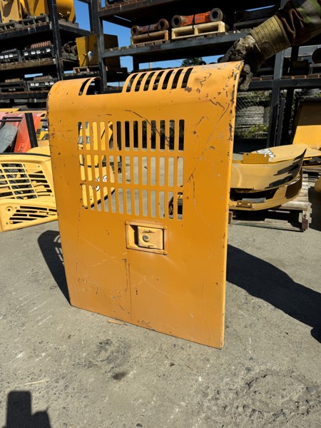 Deere 225D LC Door, Radiator