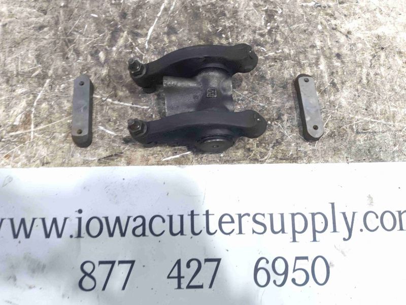 New Holland FVAE2884X B200, FVAE2884X B200 Rocker Shaft Assembly