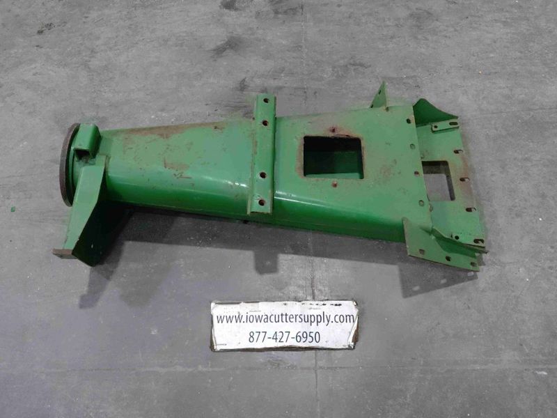 Deere 6910 Harvester 200MM Spout Transition