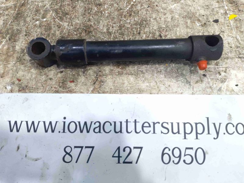 Deere 639 Pickup Head Hydraulic Cylinder