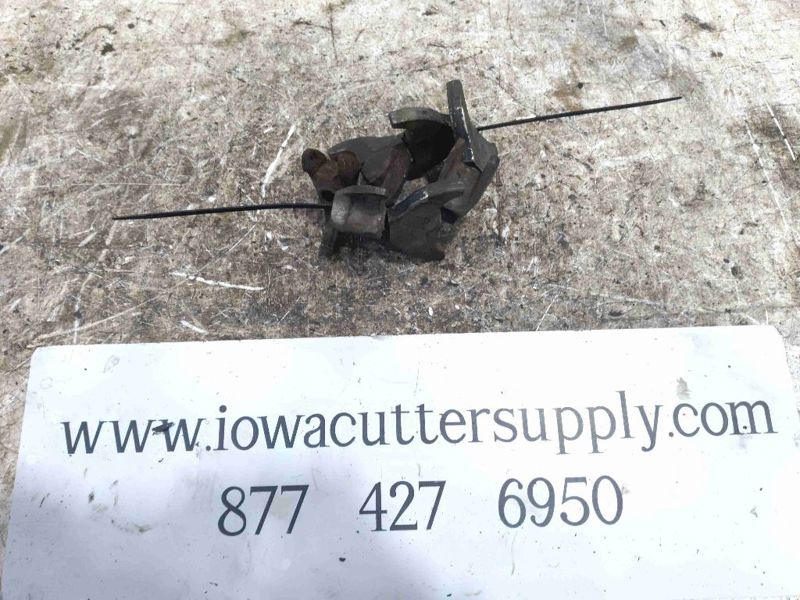 New Holland FVAE2884X B200 Bracket