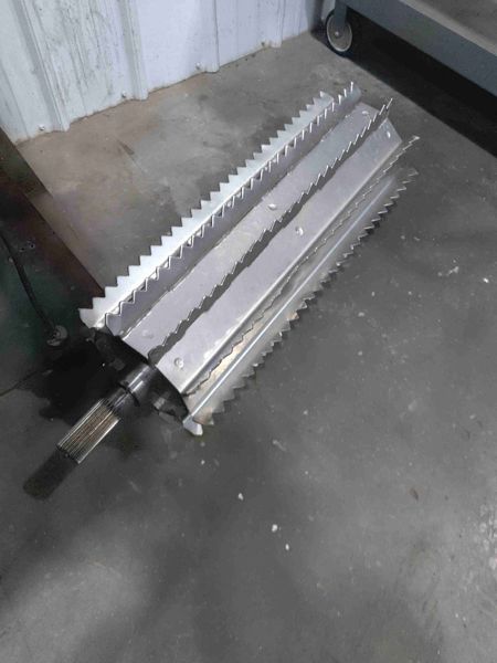 New Holland FX28 Harvester Upper Front Feedroll