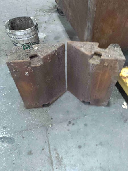 New Holland FX28 Harvester Weight