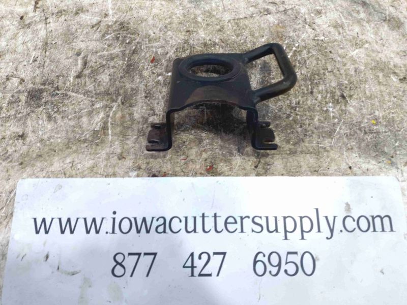 Deere 639 Pickup Head Hydraulic Hose Holder