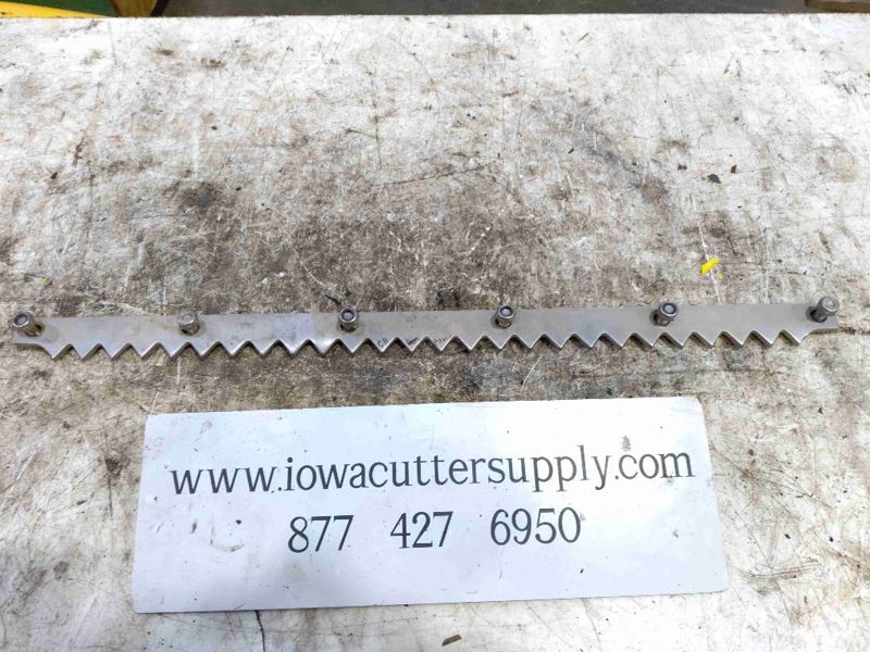 Deere 7950 Corn Wear Strip For Upper Front Feedroll