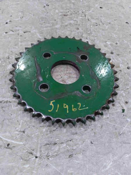 Deere 5400 Sprocket 38T RC60