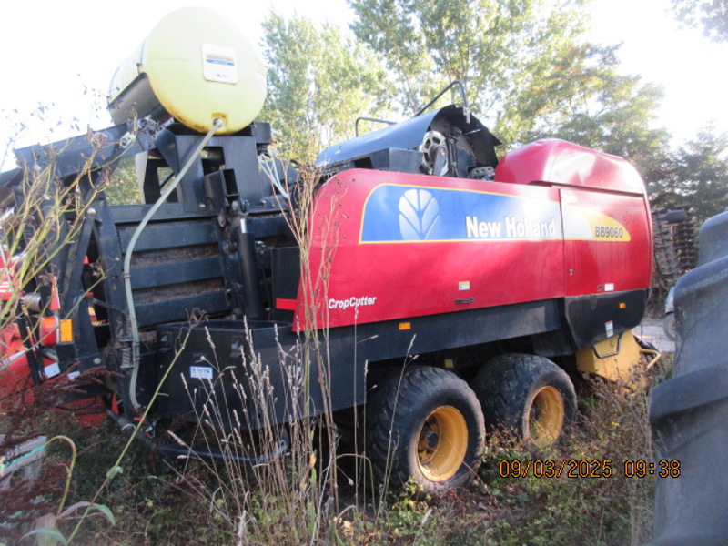 New Holland BB9060