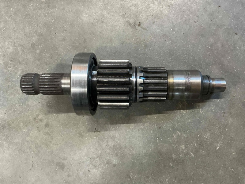 I.H./FARMALL 756, 806, 1206, 826, 856 Out Shaft 1000RPM