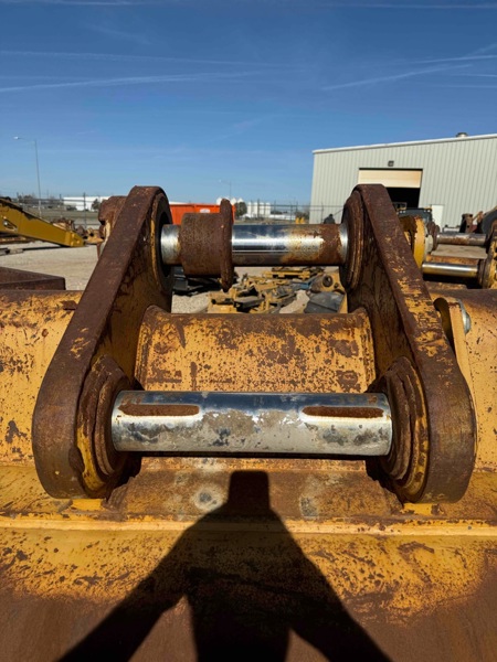 Caterpillar 349FL Bucket Cyl GP