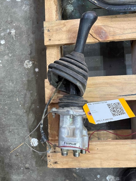 Caterpillar 345C L Control GP - Joystick LH