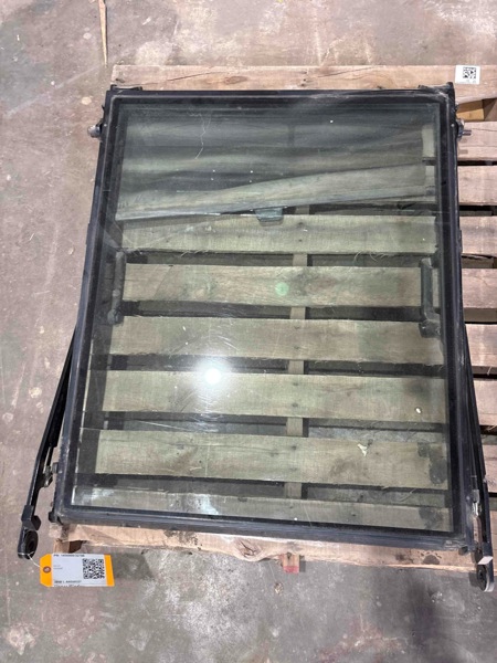 Caterpillar 385B L Upper Window