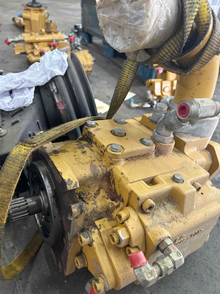 Caterpillar 972K Pump GP