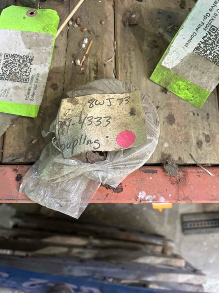 Caterpillar 375 Coupling