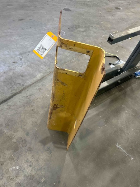 Caterpillar 938G II Plate As.