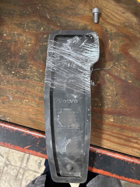 Volvo EC380E Cover