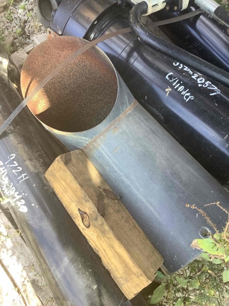 Caterpillar 972K Exhaust Pipe Extension