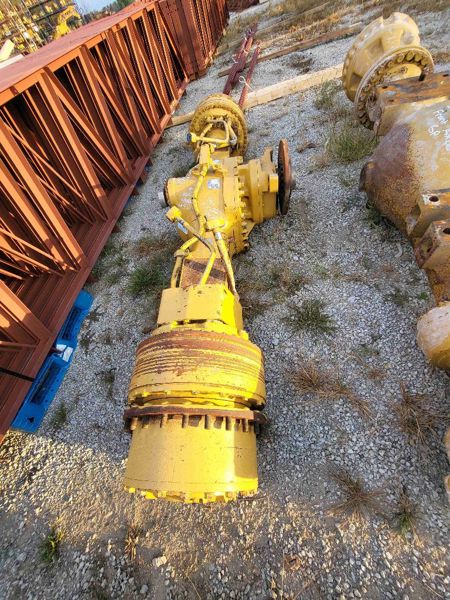 Caterpillar 740 Center Axle GP