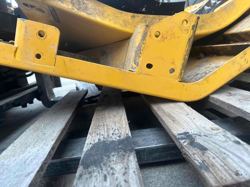 Volvo L110G Rear Fender