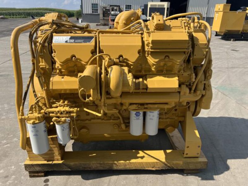 Caterpillar C-32