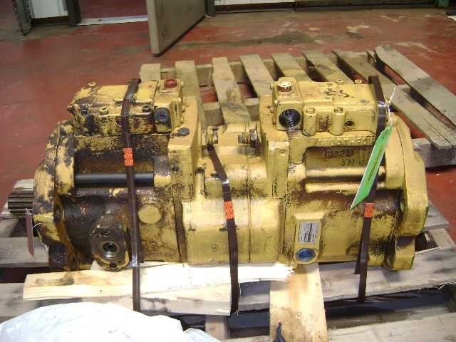 Hitachi EX400-3 Main  Hydraulic Pump
