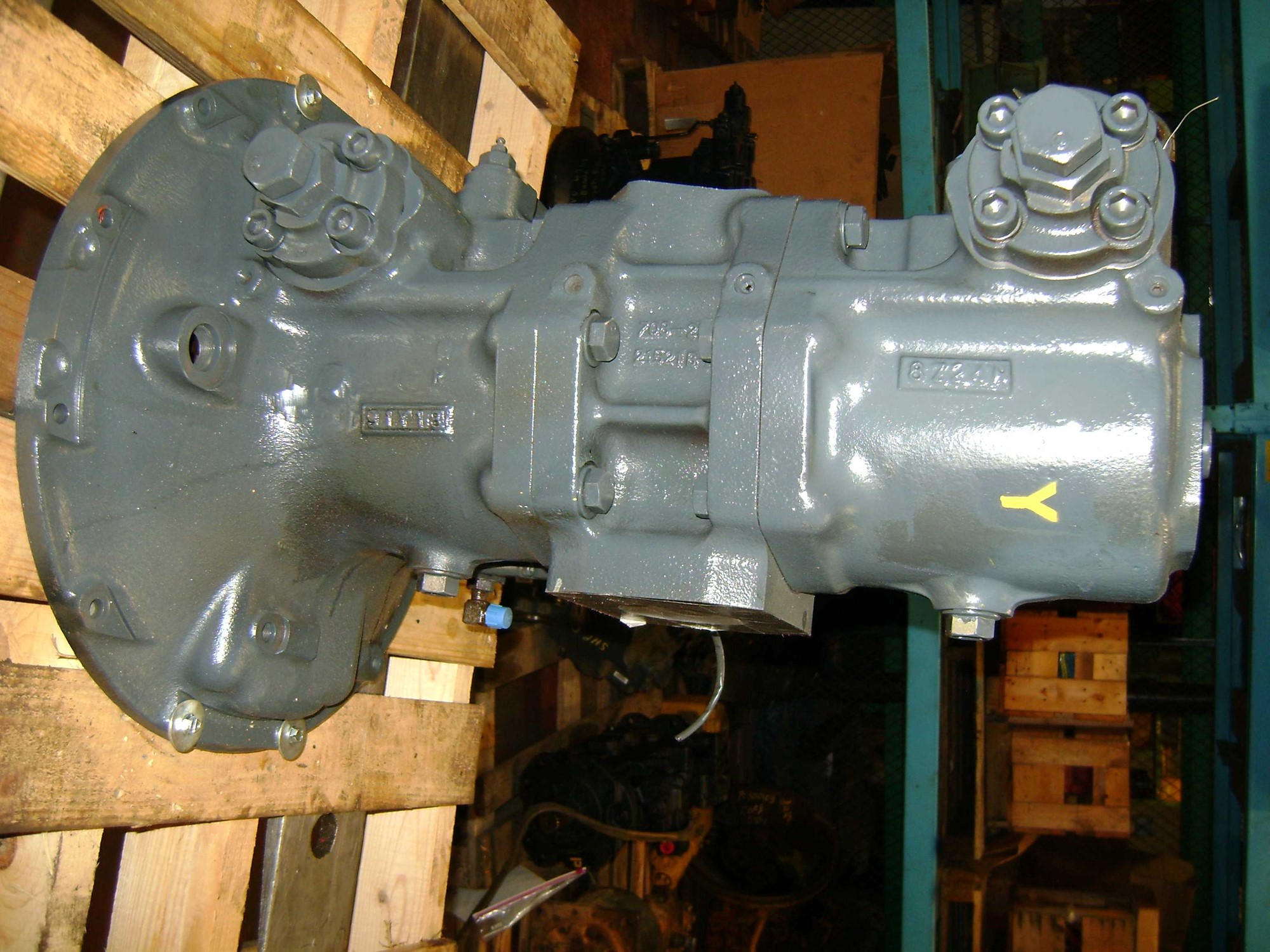 Komatsu PC200-6 Main  Hydraulic Pump
