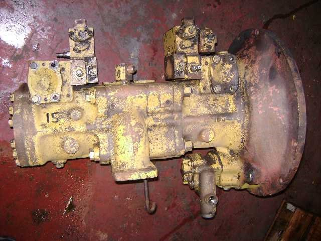 Komatsu PC300LC-5 Main Pump