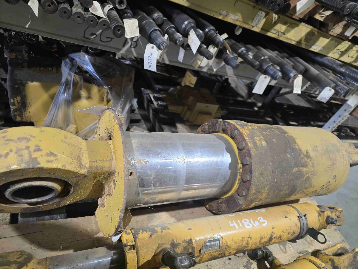 Caterpillar — 7J3329 — Rear Suspention GP