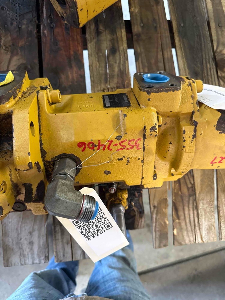 Caterpillar — 3552406 — Piston Pump - Hydraulic Fan