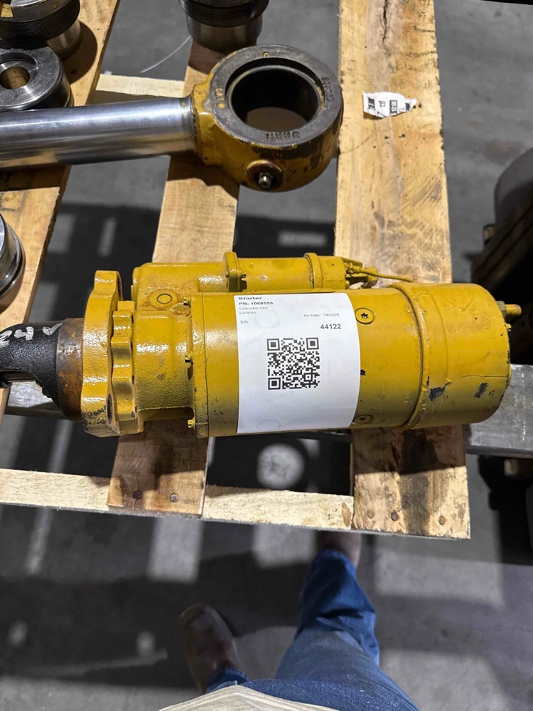 Caterpillar — 1068555 — Starter