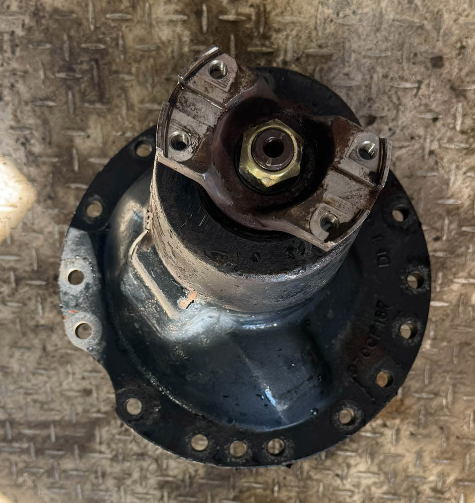 Case/case I.H. MX270, MX240 Front Differential Assy