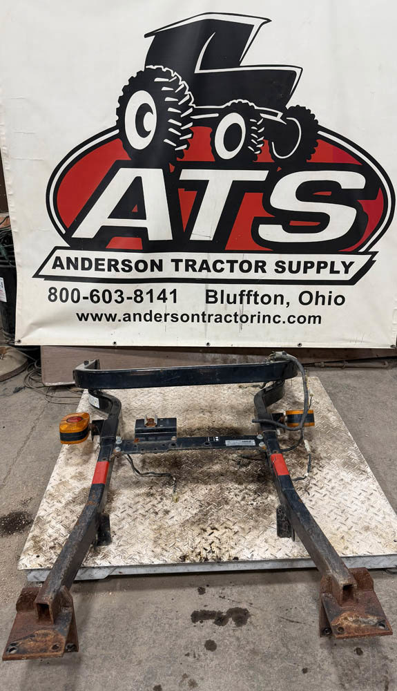 GOOD USED ROLL BAR - MT20120026