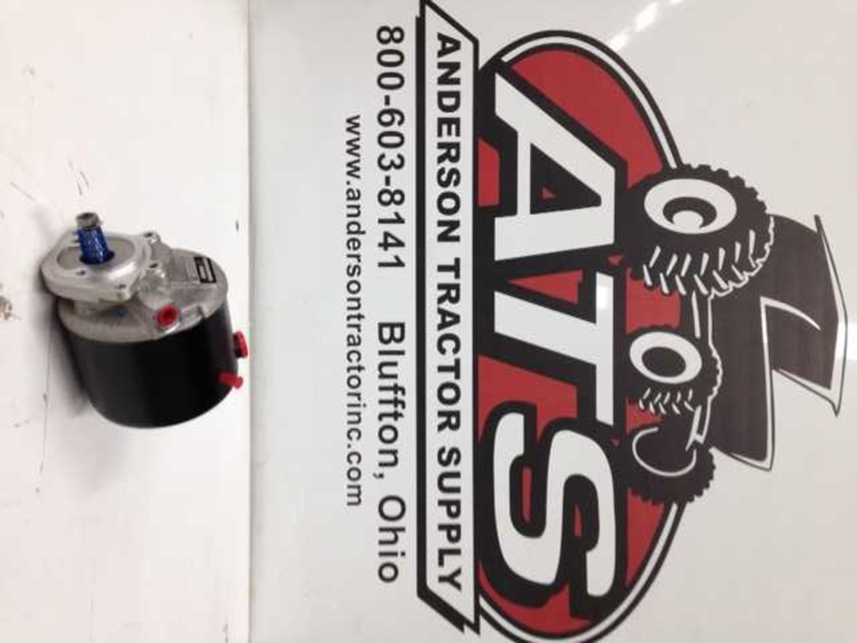 NEW CASE IH POWER STEERING PUMP - K206595