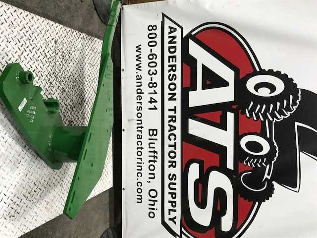 NEW JOHN DEERE LH LOADER FRAME - AW31881