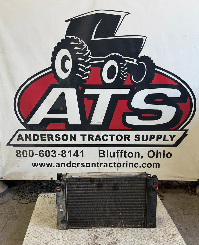 GOOD USED HYDRAULIC OIL COOLER - 84254901