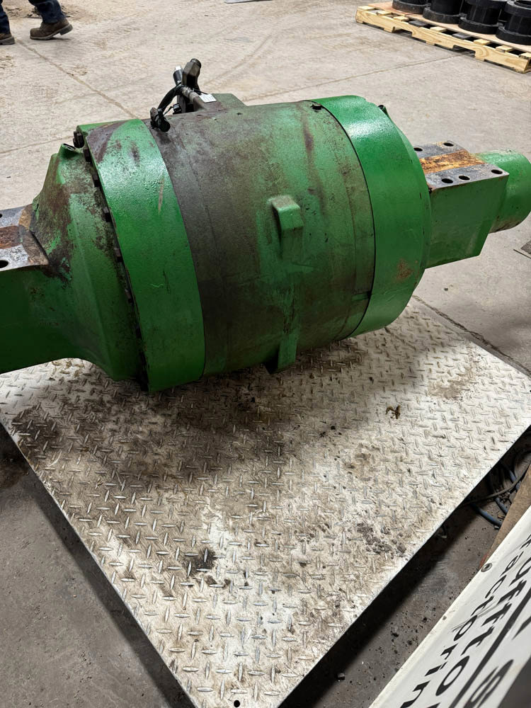 Deere 9530, 9630 Front Axle Assembly