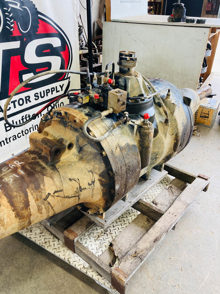 Case/case I.H. STX375 Rear Axle Assembly